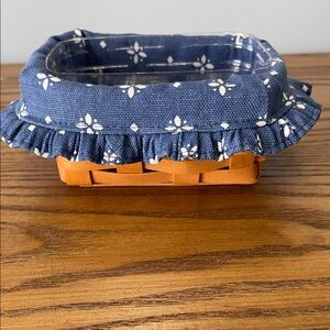 Longaberger 1998 Natural Maple Hand Woven Business Card Basket